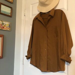 Light Weight Button Up